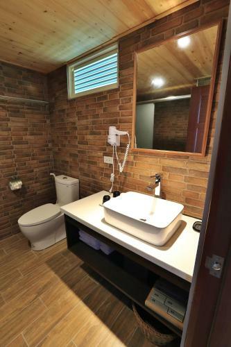 Lotung Stay B&B