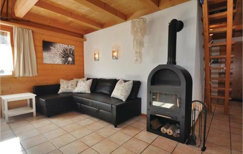Two-bedroom Apartment In Axalp