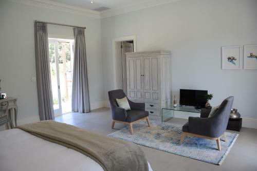 Hostal The Terraces @ Chambray Estate