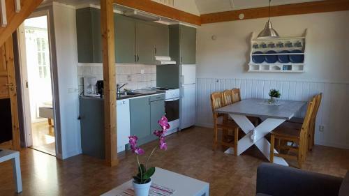 Sel�ter Camping