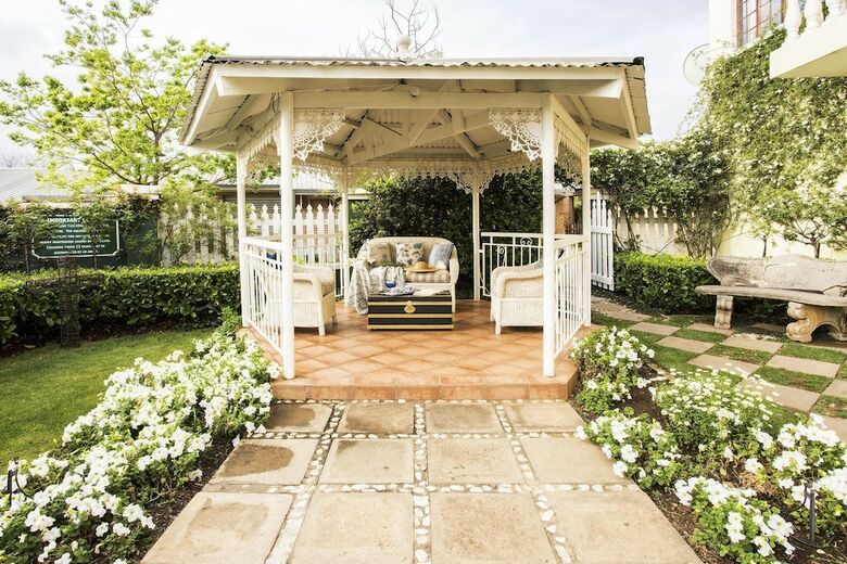 Hostal De Ark Guest House