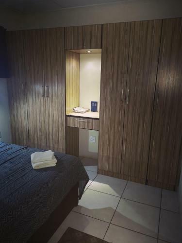 Hostal Rose Garden Overnight Stay