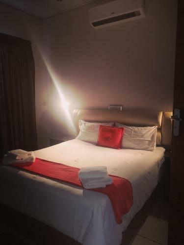 Hostal Rose Garden Overnight Stay