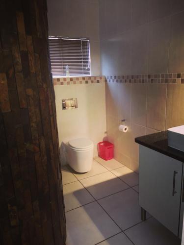 Hostal Rose Garden Overnight Stay
