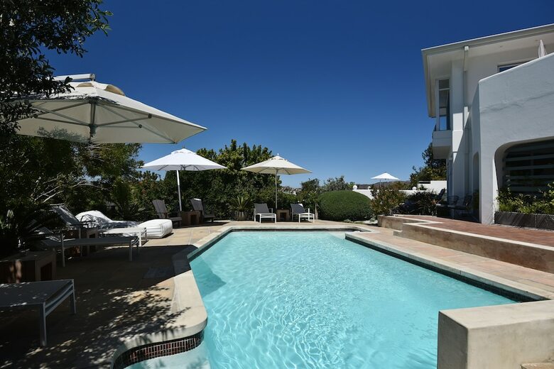 Hostal Vilacqua Boutique Guest Villa