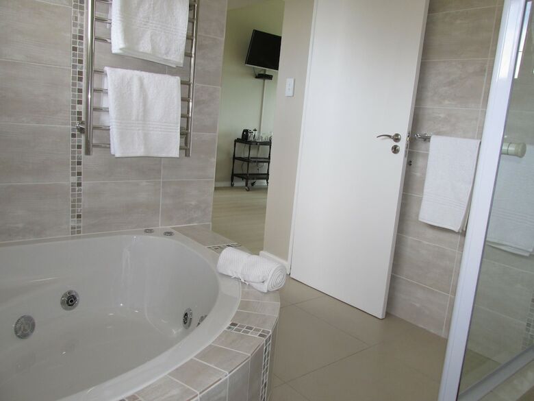 Hostal Belle Mer Guest House
