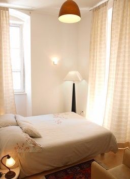 Miro Studio Apartments