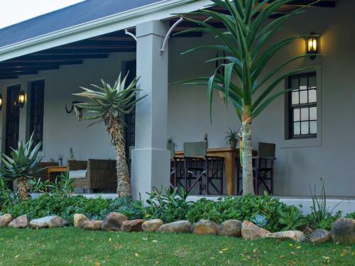 Villa Swartberg Private Game Lodge