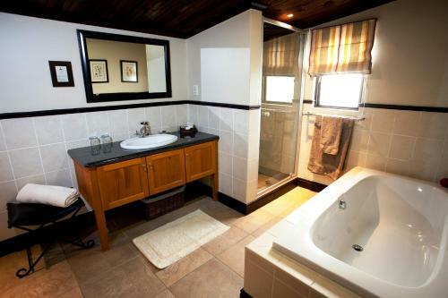 Villa Swartberg Private Game Lodge