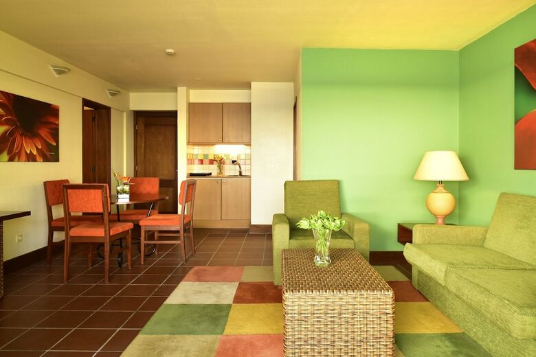 Pestana Bay Ocean Aparthotel - All Inclusive
