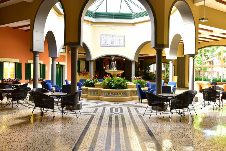 Pestana Village Garden Resort Aparthotel