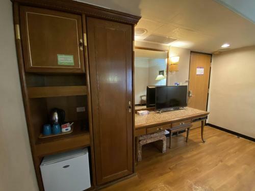 Tapeng Bay Holiday Hotel