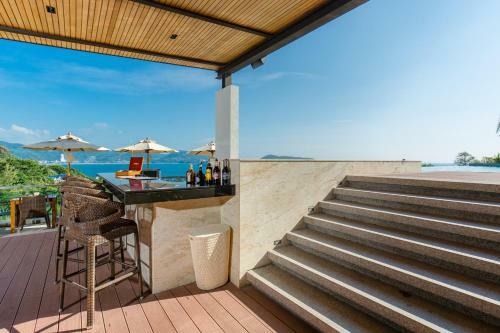 Hotel Wyndham Grand Phuket Kalim Bay
