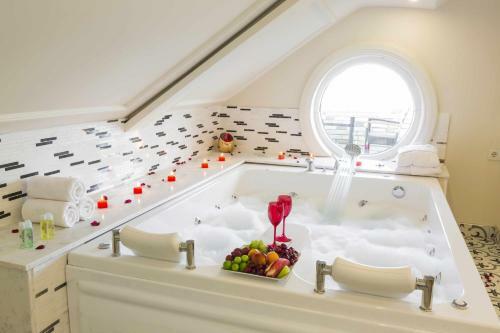 Andalouse Elegant Suite Hotel