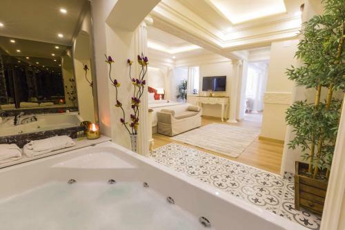 Andalouse Elegant Suite Hotel