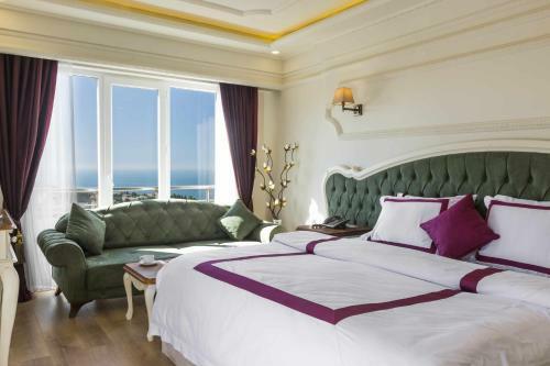 Andalouse Elegant Suite Hotel