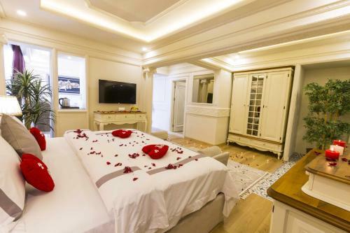 Andalouse Elegant Suite Hotel