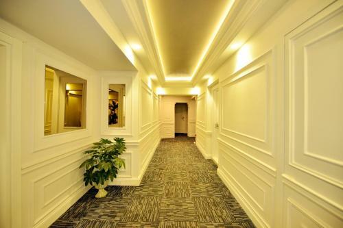 Andalouse Elegant Suite Hotel