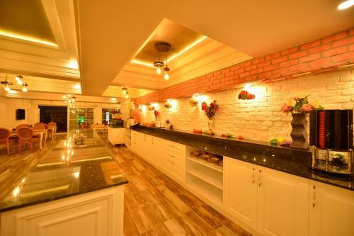 Andalouse Elegant Suite Hotel