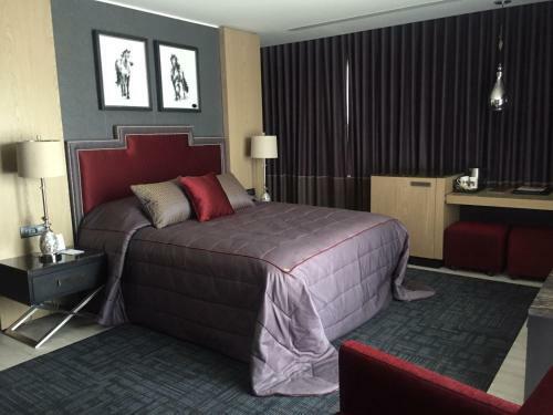 Mia City Hotel