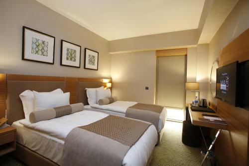 Mia City Hotel