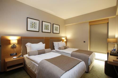 Mia City Hotel