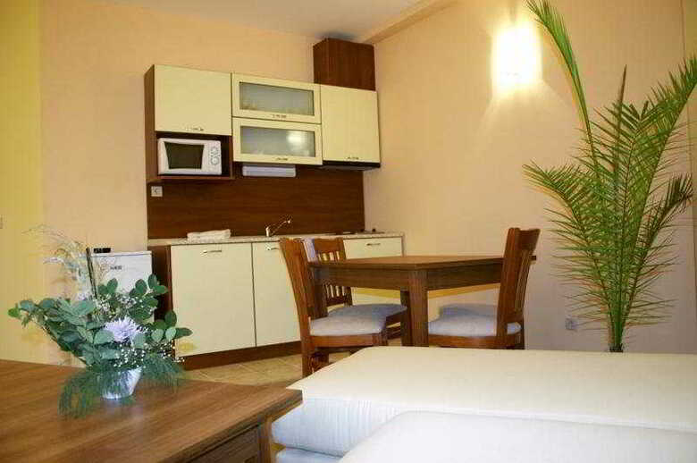 Hotel Paradise Green Park