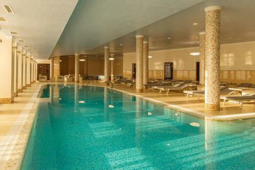 Hotel City Holiday Resort & Spa