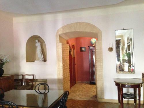 Magnificent Apartment On Halitska