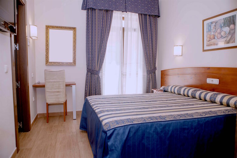 Hotel Castilla Guerrero