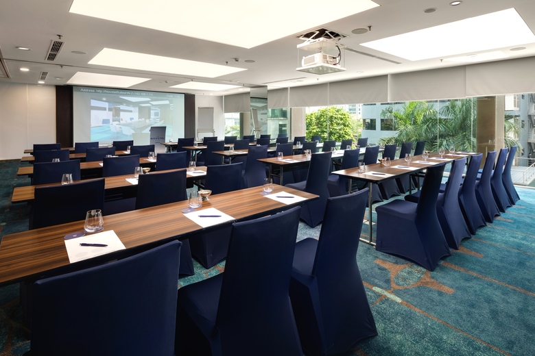 Hotel Novotel Suites Hanoi