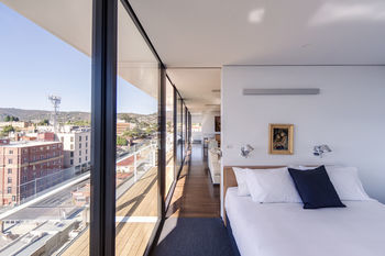 Aparthotel Avalon City Retreat