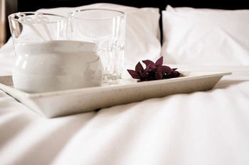 Hotel 8 Boutique By The Sea