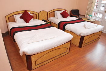 Hotel Happy Home