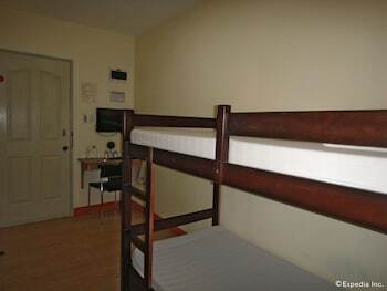Hotel Anri Pension House