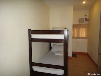 Hotel Anri Pension House