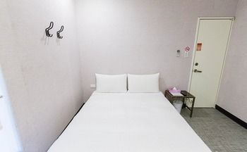 Holiday Fun - Hostel