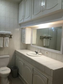 Beach Garden Hotel & Apartment