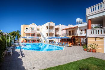 Aparthotel Artemis Apartments