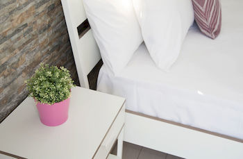 Shenkin Vilmar Apartments