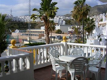 Aparthotel Apartamentos Tur�sticos Las Rosas De Capistrano