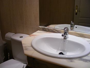 Aparthotel Apartamentos Tur�sticos Las Rosas De Capistrano