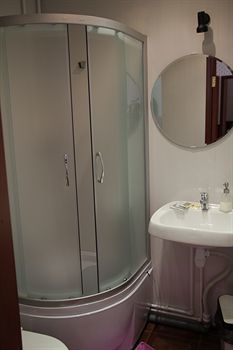 Albergue Basilica Hotel