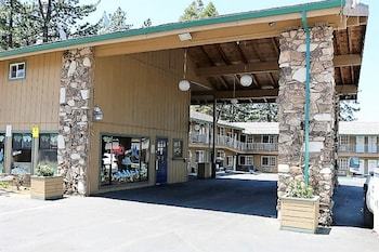 Hotel Blue Jay Lodge