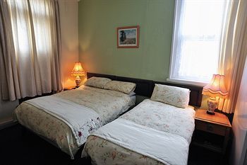 Hotel Silverwell Guest House
