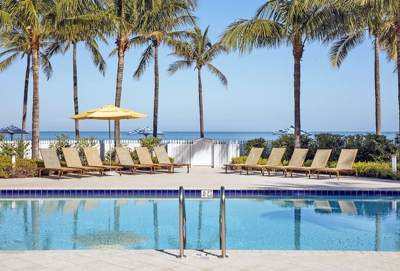 Apartamento Tranquility Bay Beachfront Hotel And Resort