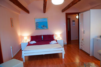 Apartments Gajeta