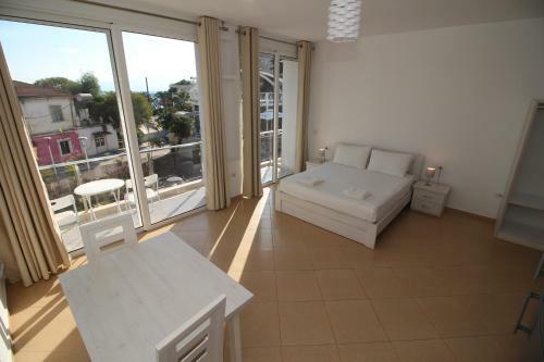 Kristina Apartments
