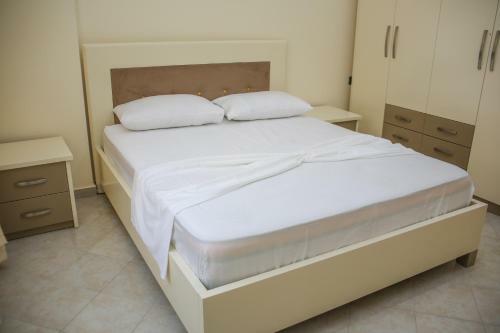 Luxury Apartments Golem