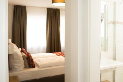 Hotel L�hr